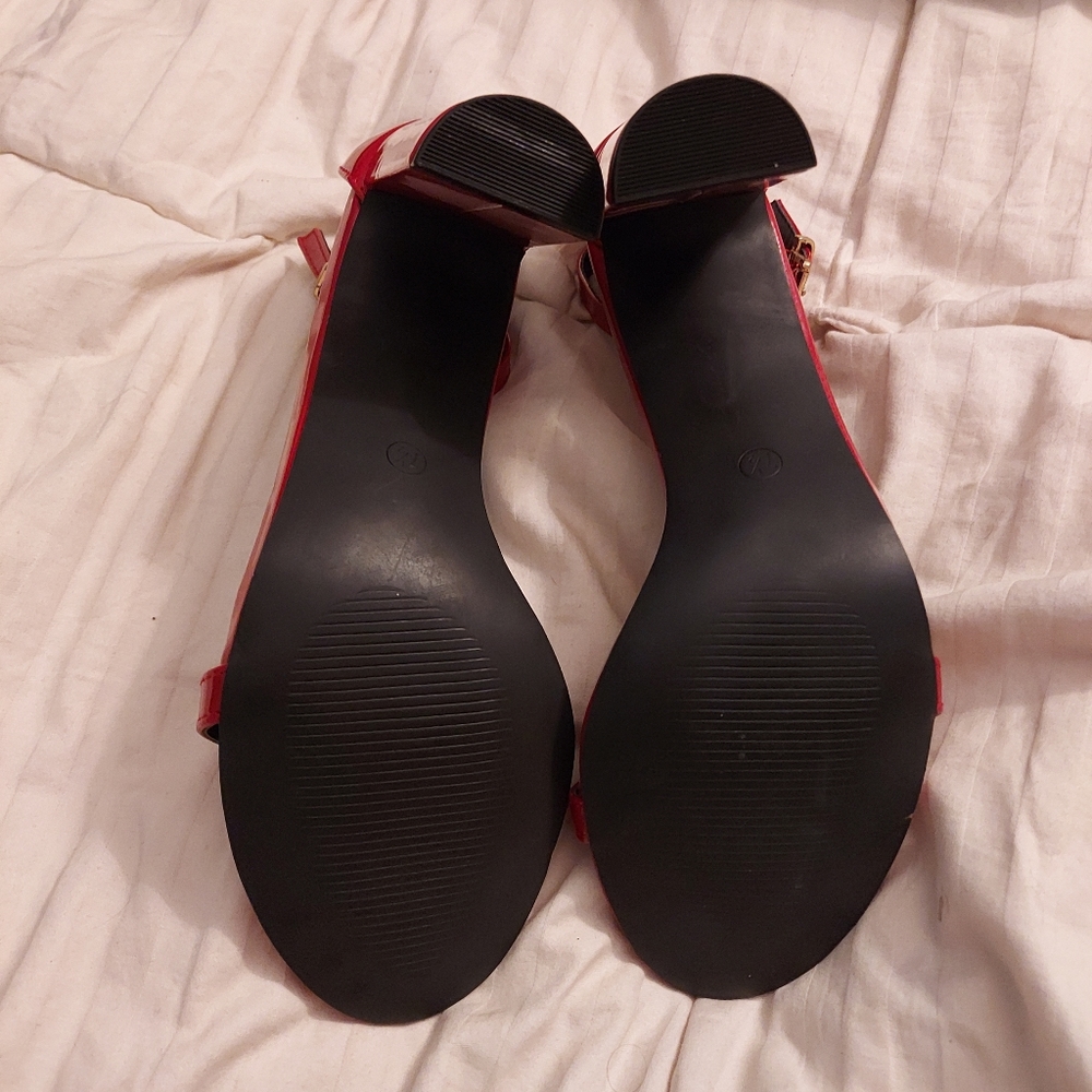 Red Wedges - Picture 3 of 4
